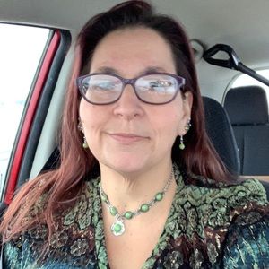 Meet your Posher, Renee